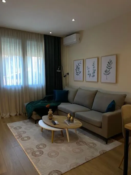 Casa Del Bosco! Apartment Tirana